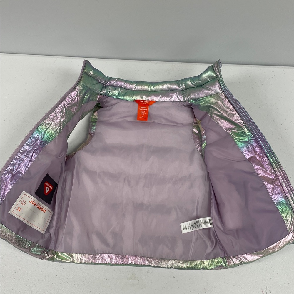 Toddler Iridescent Puffer Vest - Picture 3 of 6